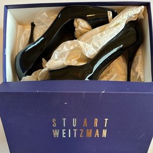 Stuart Weitzman size 9 peep toe black pumps